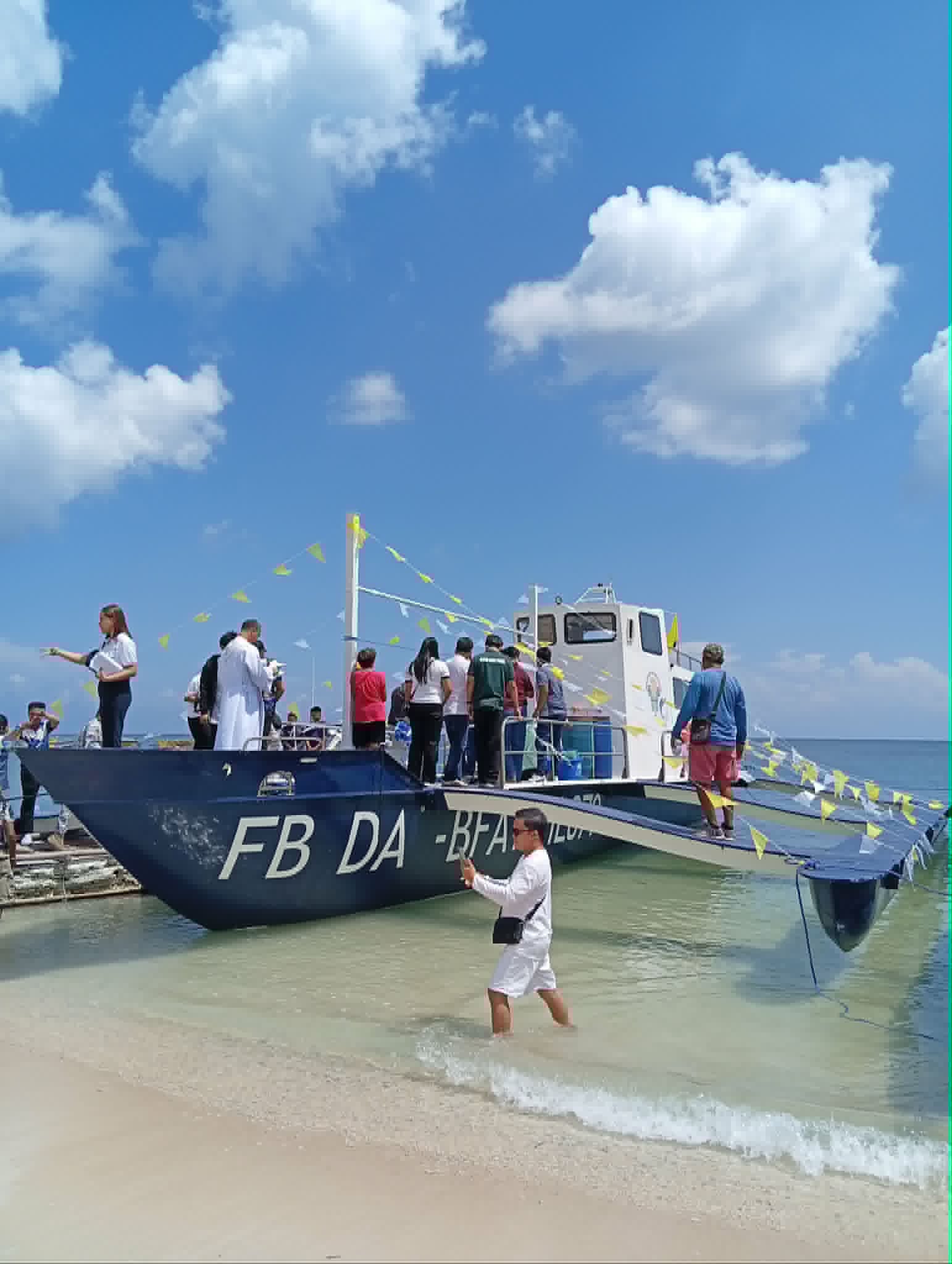 Pangasinan Fishermen Receive 62-Footer Boat for Enhanced Livelihoods