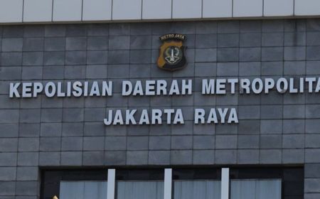 Jokowi's Diploma Case: Roy Suryo and Dr. Tifa Transferred to Prosecutor's Office