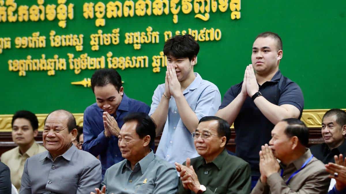 カンボジア徴兵制、フン・セン首相「孫も例外なく」と強調も市民団体は不平等適用を懸念