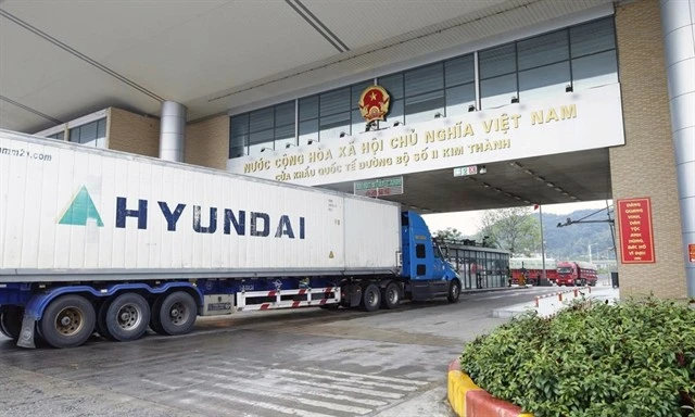 Vietnam's Fresh Lychee Exports to China Surge Through Kim Thanh Border Gate
