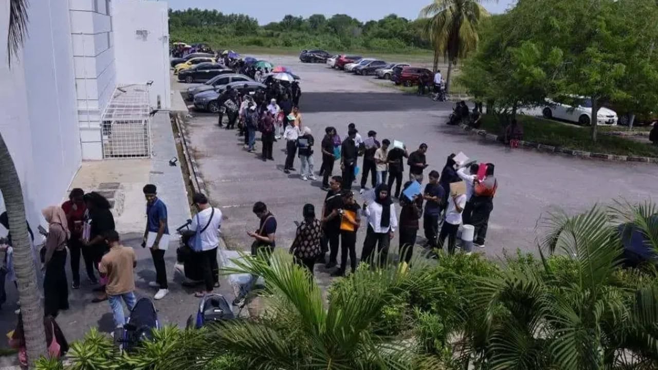 カンボジア、対中関係強化で経済発展加速か インフラ投資と貿易拡大に期待