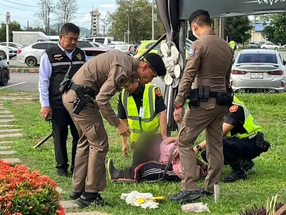 Mentally Unstable Woman Causes Panic at Chiang Rai International Airport
