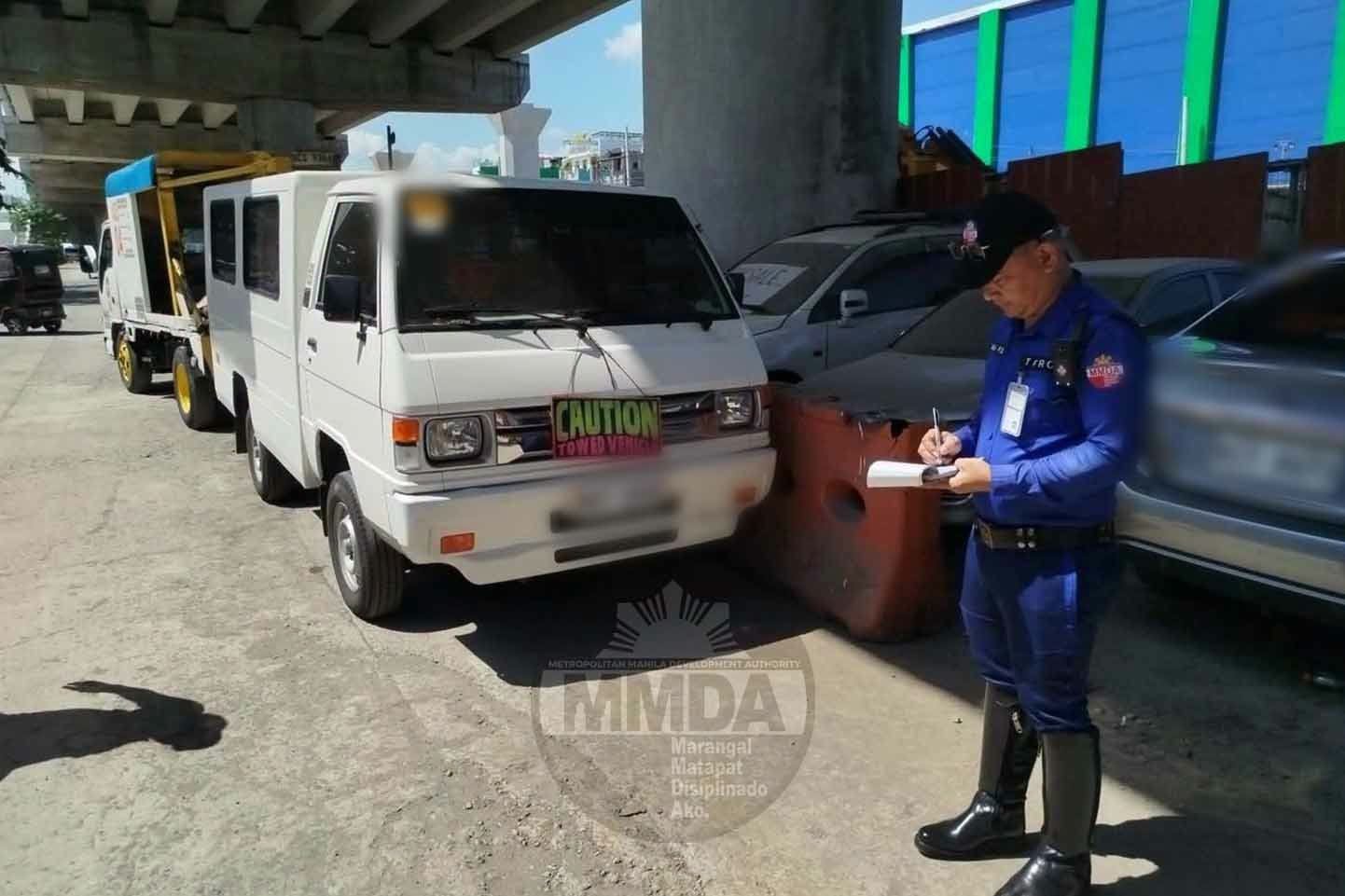 メトロ・マニラ、道路障害物一掃作戦で41人検挙、10台レッカー移動