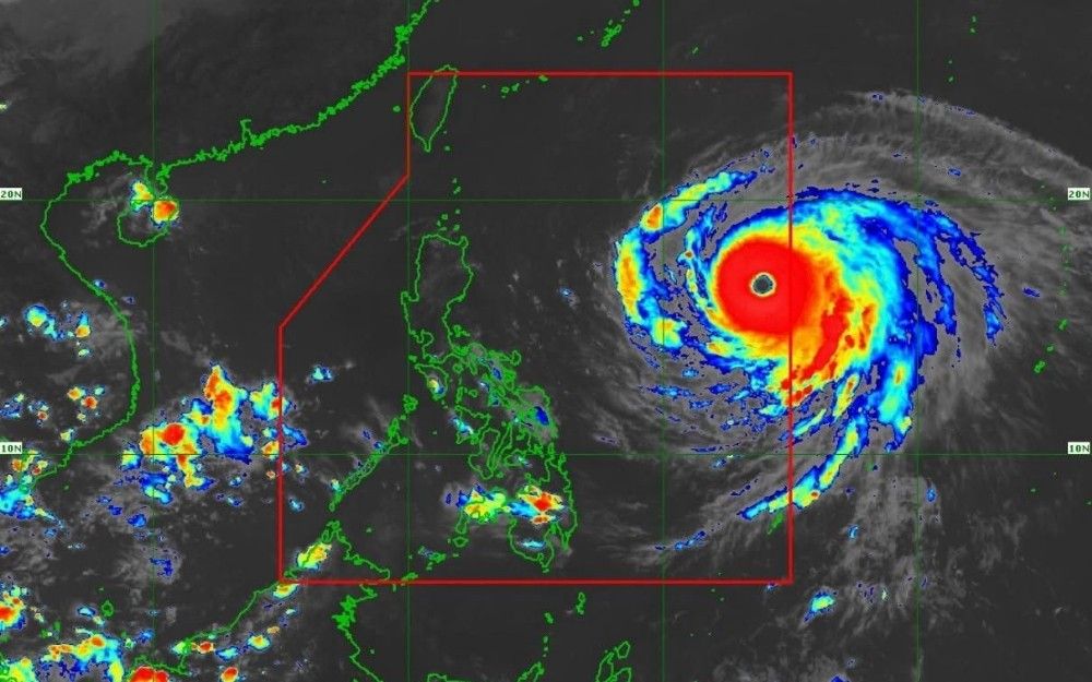 超大型台風「ロザル」、ルソン島に接近中 警戒レベル1発令