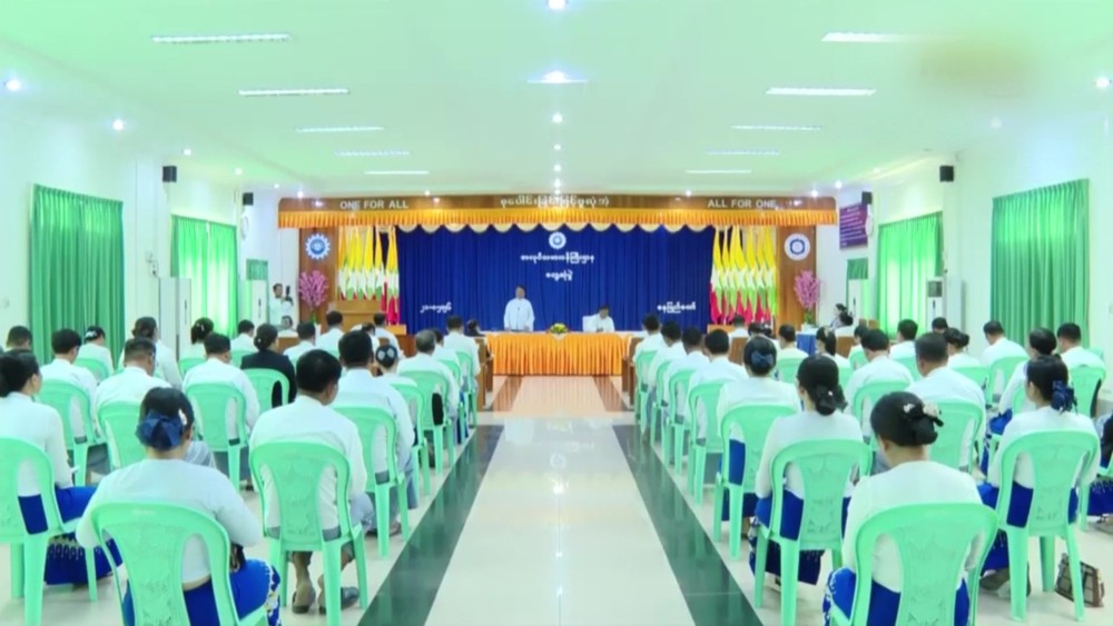 Labour Affairs : Meeting with officials under the Ministry of Labour