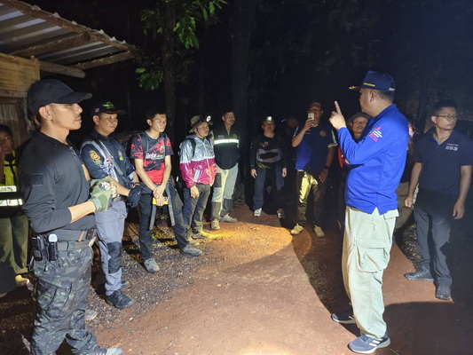 Six villagers collecting mushrooms lost in northern Thai forest, contact lost