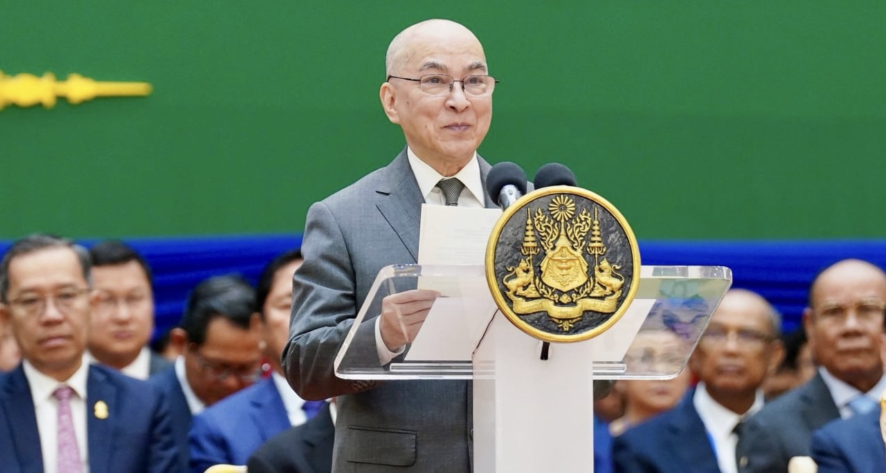 国王、フン・セン氏の国家主権擁護への貢献を称賛