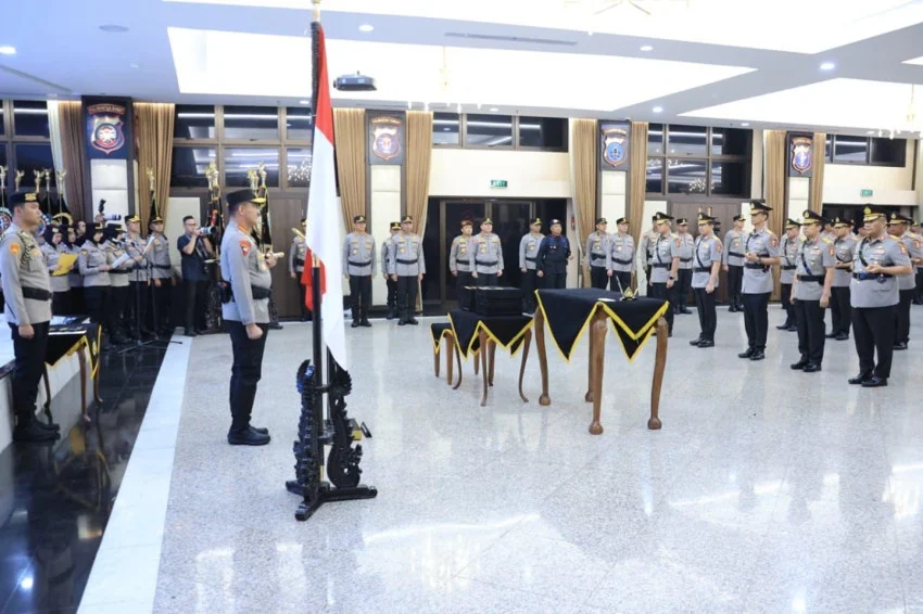 Jakarta Police Chief Inauguration Postponed Due to Inspector General Dadang Hartanto's Umrah Pilgrimage