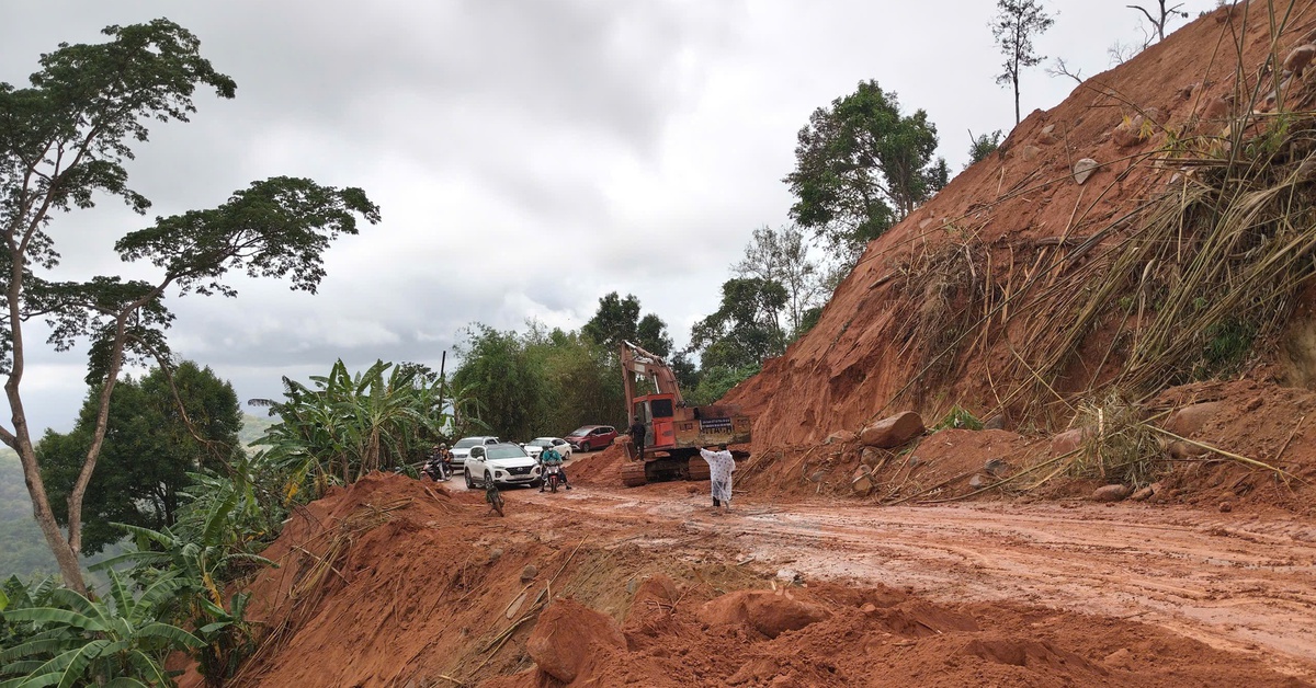 Vietnam's Lam Dong Province Imposes Traffic Restrictions on Gia Bac Pass
