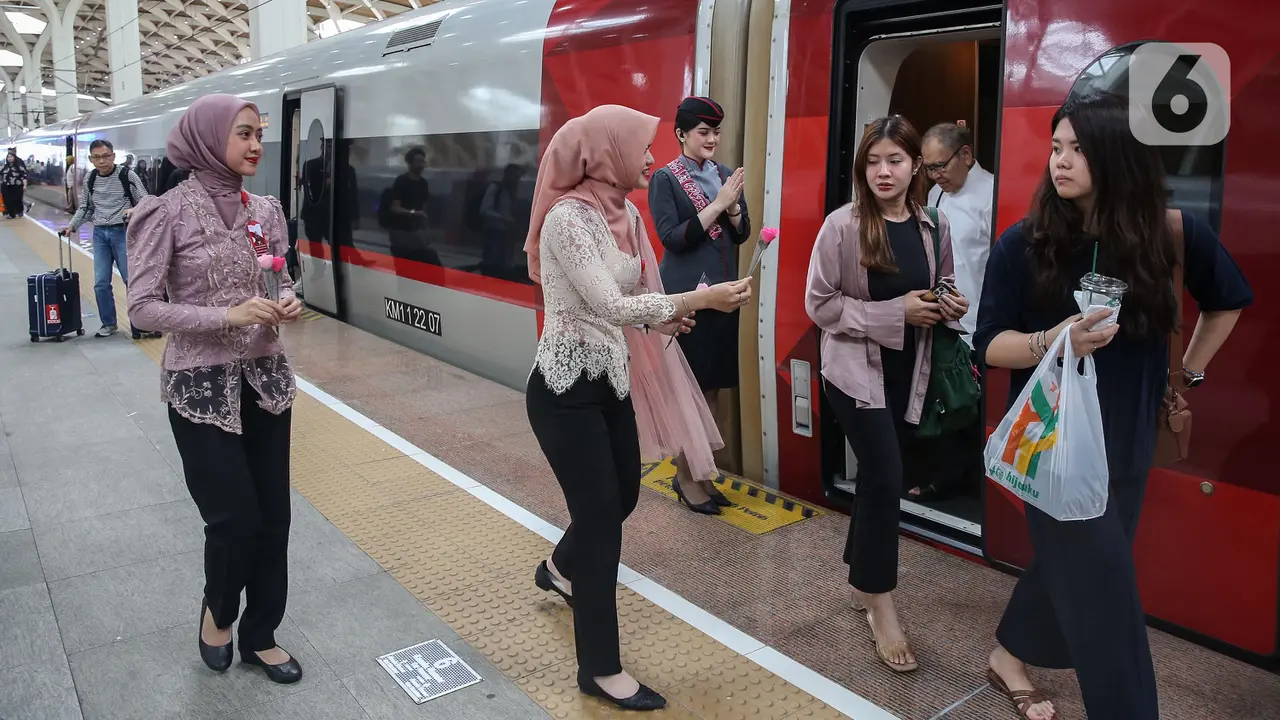 インドネシア人、高速鉄道「Whoosh」の運営・保守を完全掌握