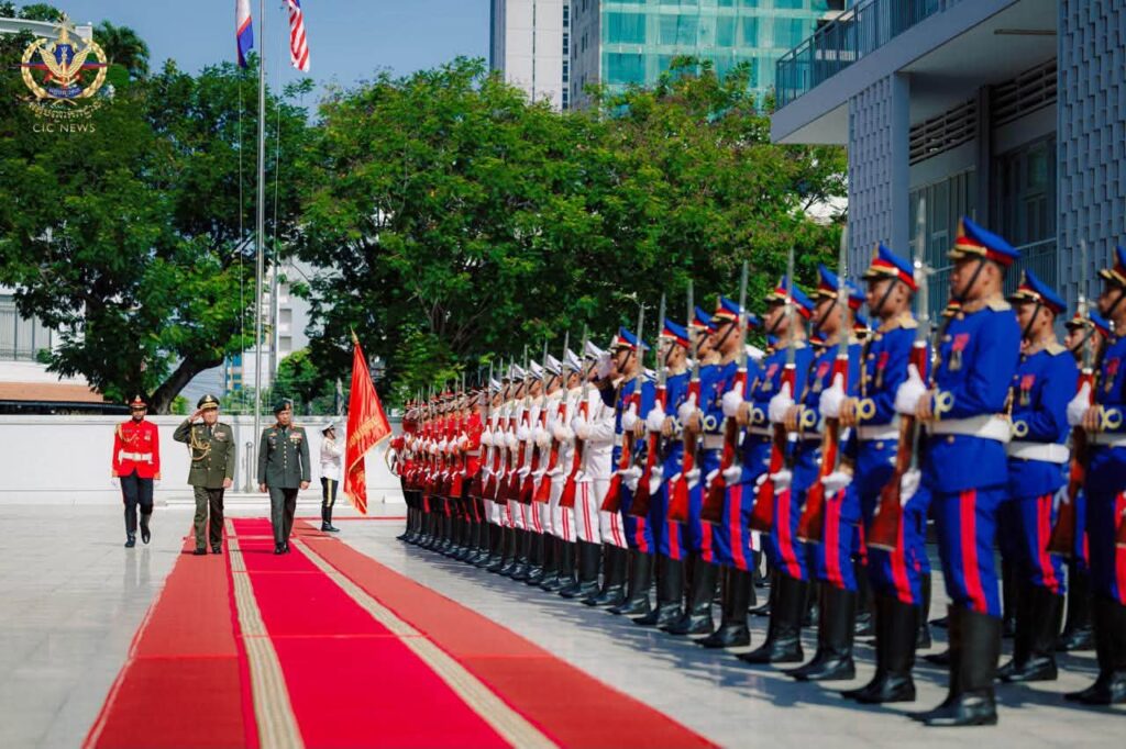 マレーシア軍司令官、カンボジア軍の自制を称賛 緊迫する国境情勢下でも武力行使せず