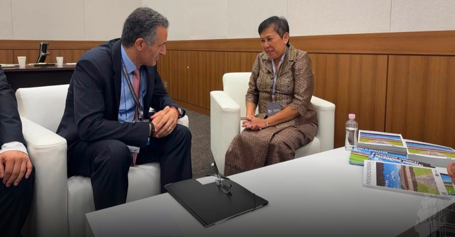 Cambodian Minister of Culture Discusses Preah Vihear Temple Protection with UNESCO Deputy Director-General