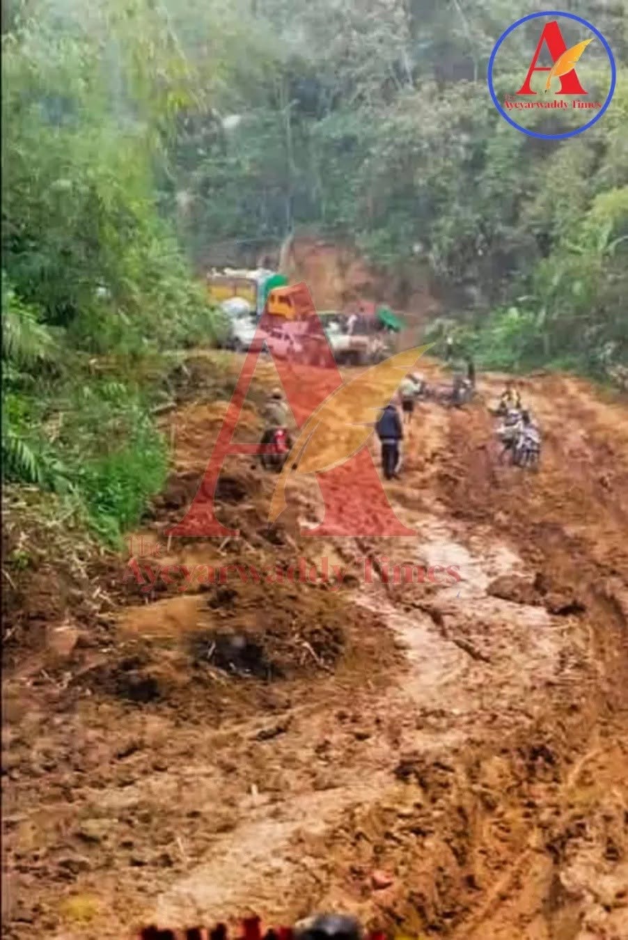 In Ye Kyi, Soldiers Seize Motorcycles of Two Young Bamboo Cutters, Officer Threatens to Burn Down Village
