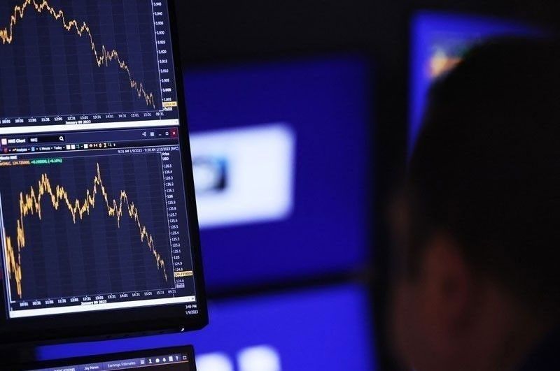 Philippine Stocks End Winning Streak on Profit-Taking