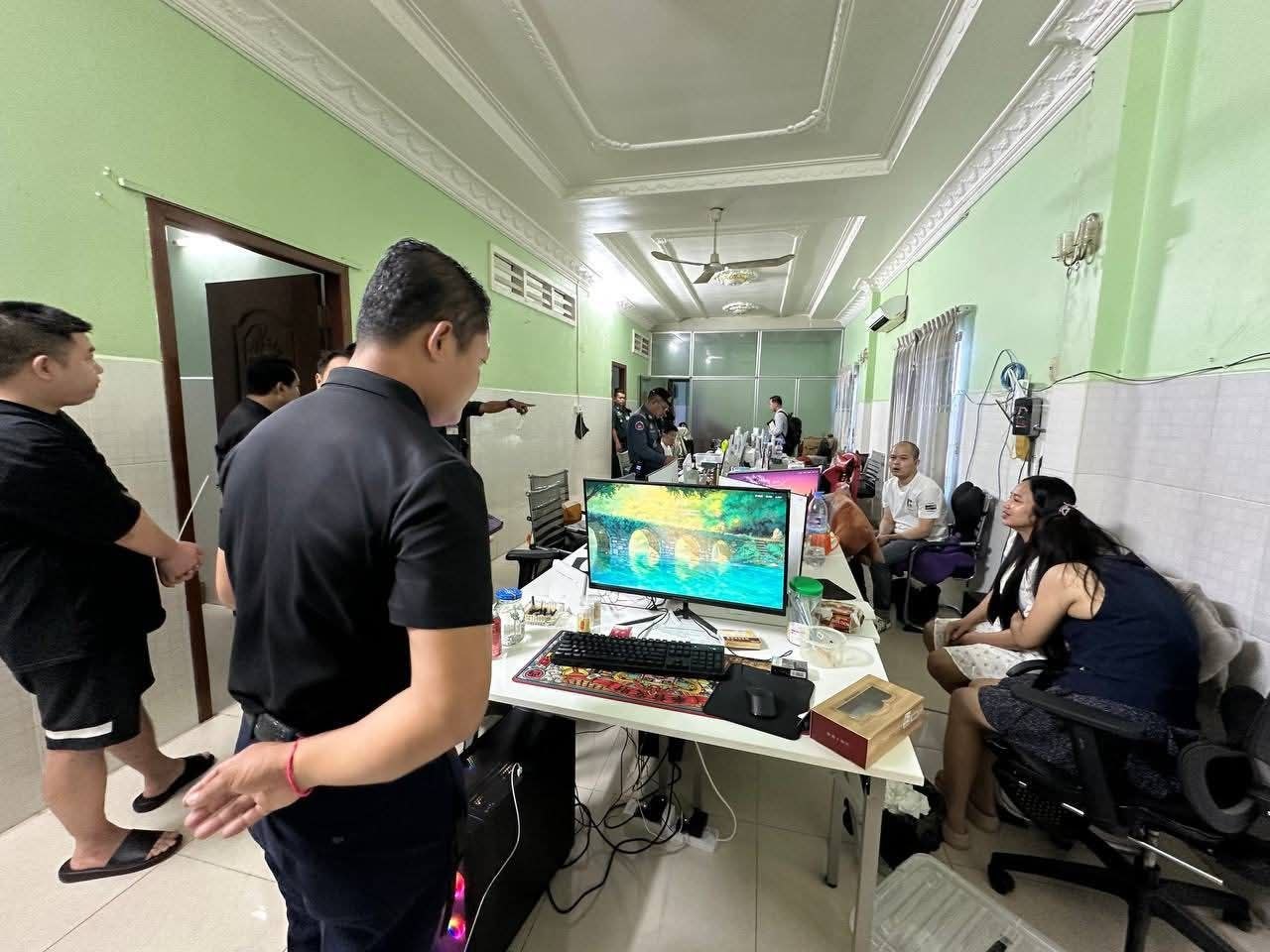 Sihanoukville Authorities Bust Online Scam Operation, Seize Electronics and Detain Suspects