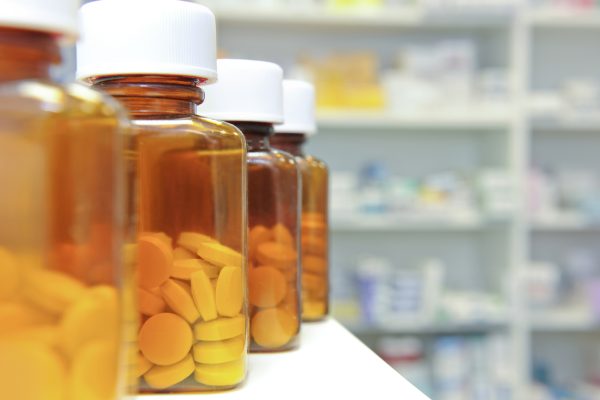 US Drugmakers Face Supply Chain Risks Due to China Dependence