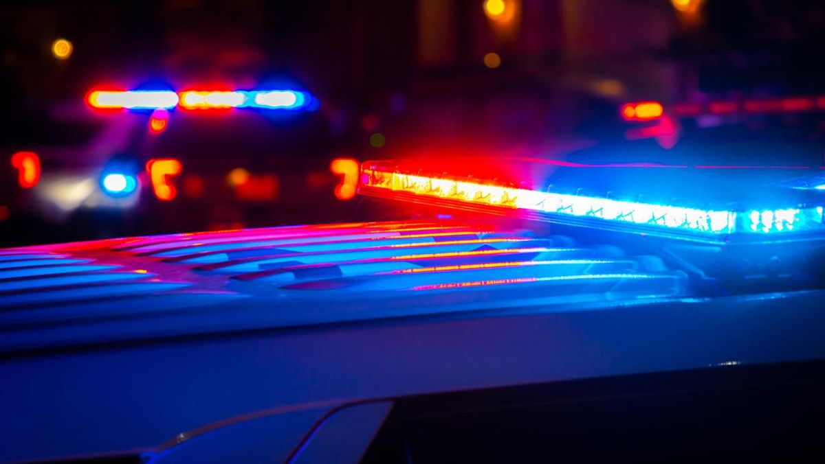 南カリマンタン州警の警察幹部、運転中の喫煙で二重の処分へ