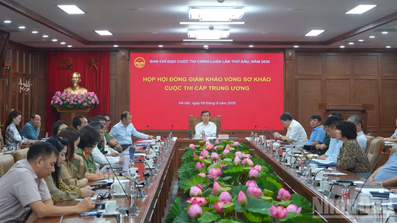 Vietnam Receives Over 900,000 Entries in Party Ideological Foundation Protection Contest