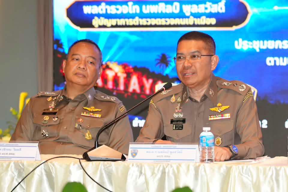 Region 2 Police Commander Visits Pattaya Police Station, Delivers Operational Policies