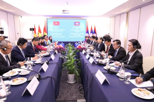Laos and Vietnam Culture Ministries Deepen Cooperation