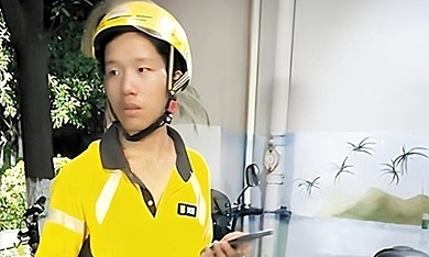 Young Man Pursues Education Despite Hardship, Community Support Grows
