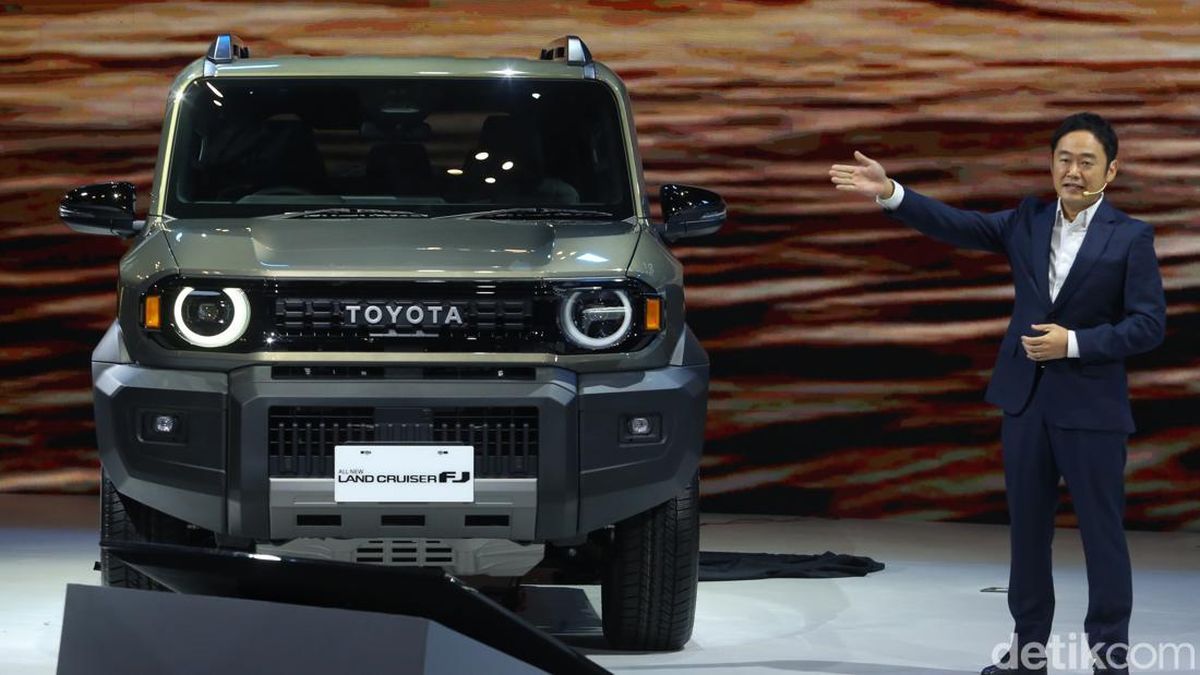 インドネシアに新型「ランドクルーザーFJ」上陸、クラシックSUVの力強さ