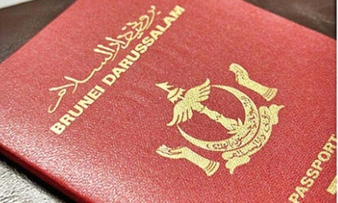 Vietnam's Passport Drops to 19th in Global Ranking, Impacting Regional Standing