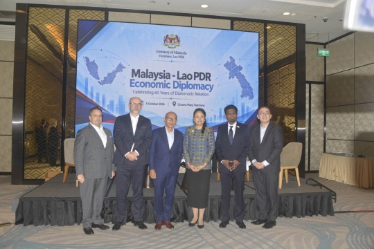 Malaysia and Laos Explore New Economic Opportunities in Muslim-Friendly Tourism and Digital Economy