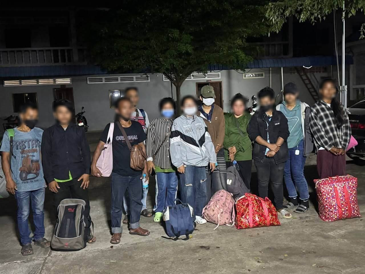 カンボジア・タイ国境で不法越境斡旋の疑い、12人摘発