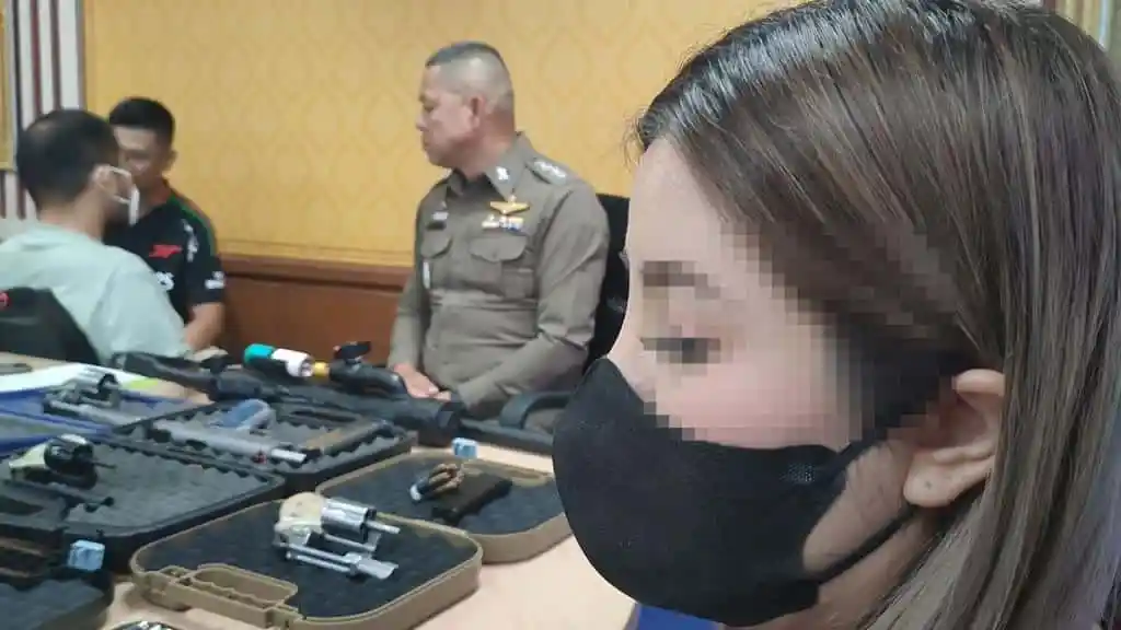 チェンマイの有名占い師、義理の娘への性的暴行容疑で逮捕