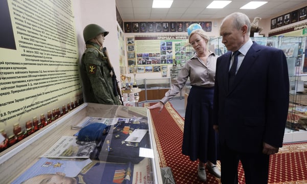 プーチン大統領の北方領土訪問、日ロ関係の緊張を一層悪化させる