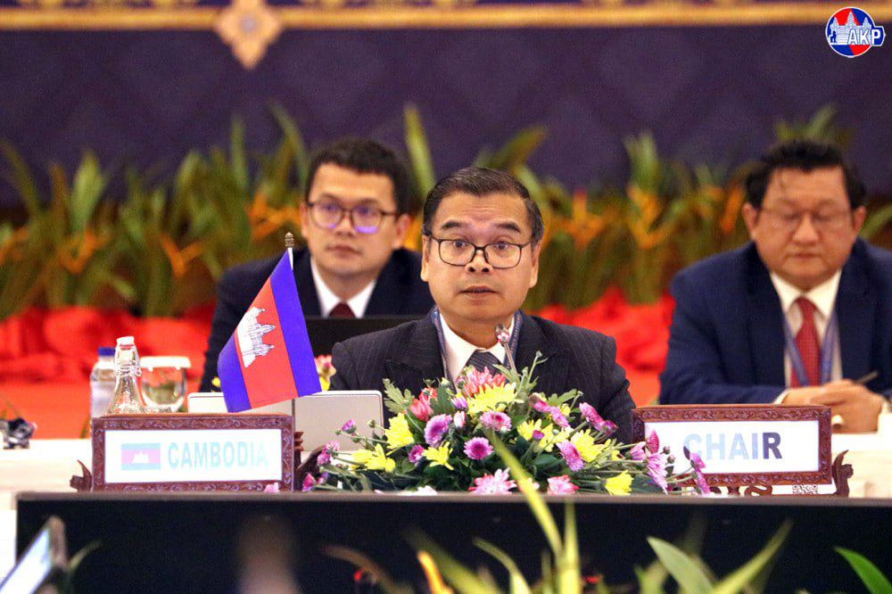 ASEAN、公共サービス革新で協力強化 シエムリアップで高級官僚会議