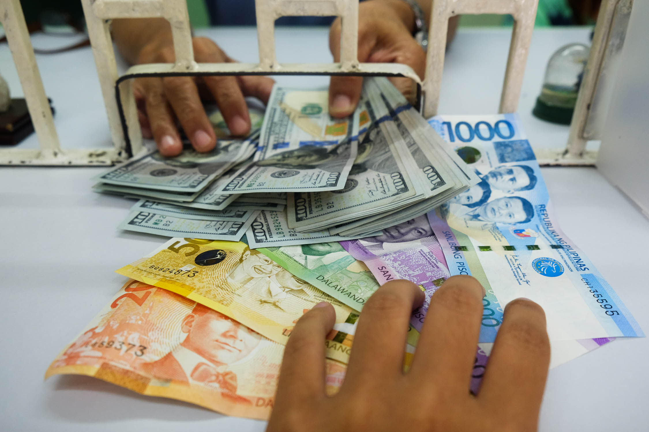 海外フィリピン人送金、8月は3ヶ月ぶり低水準