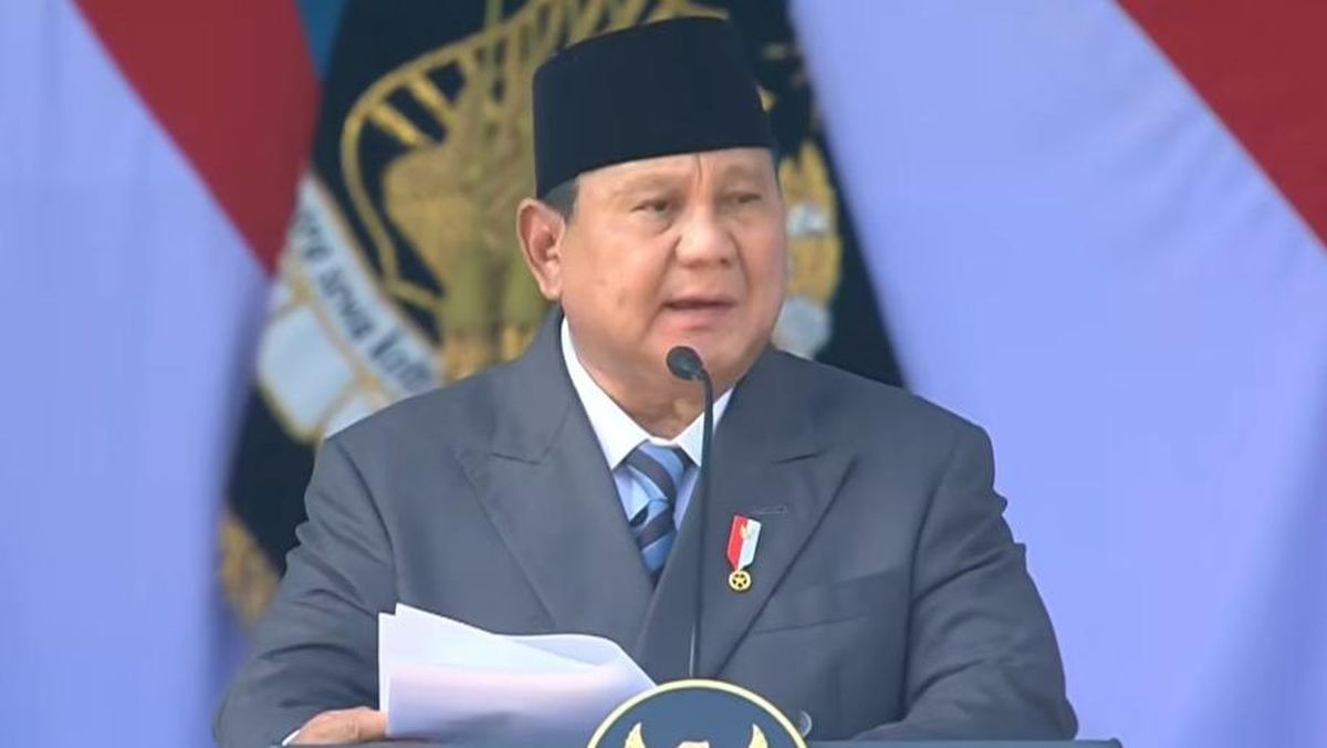 Prabowo Identifies Corruption, Smuggling as Root Causes of Poverty