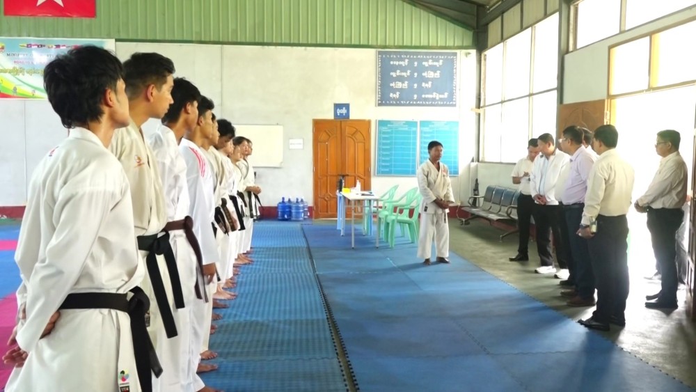 スポーツ担当国務大臣、ヤンゴンで視察