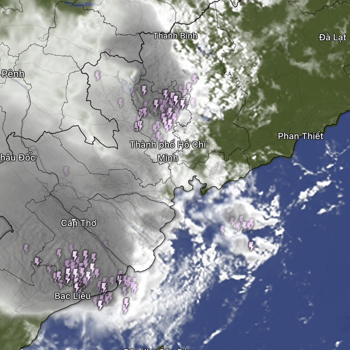 Ho Chi Minh City Hit by Heavy Overnight Rain and Thunderstorms; Further Showers Expected