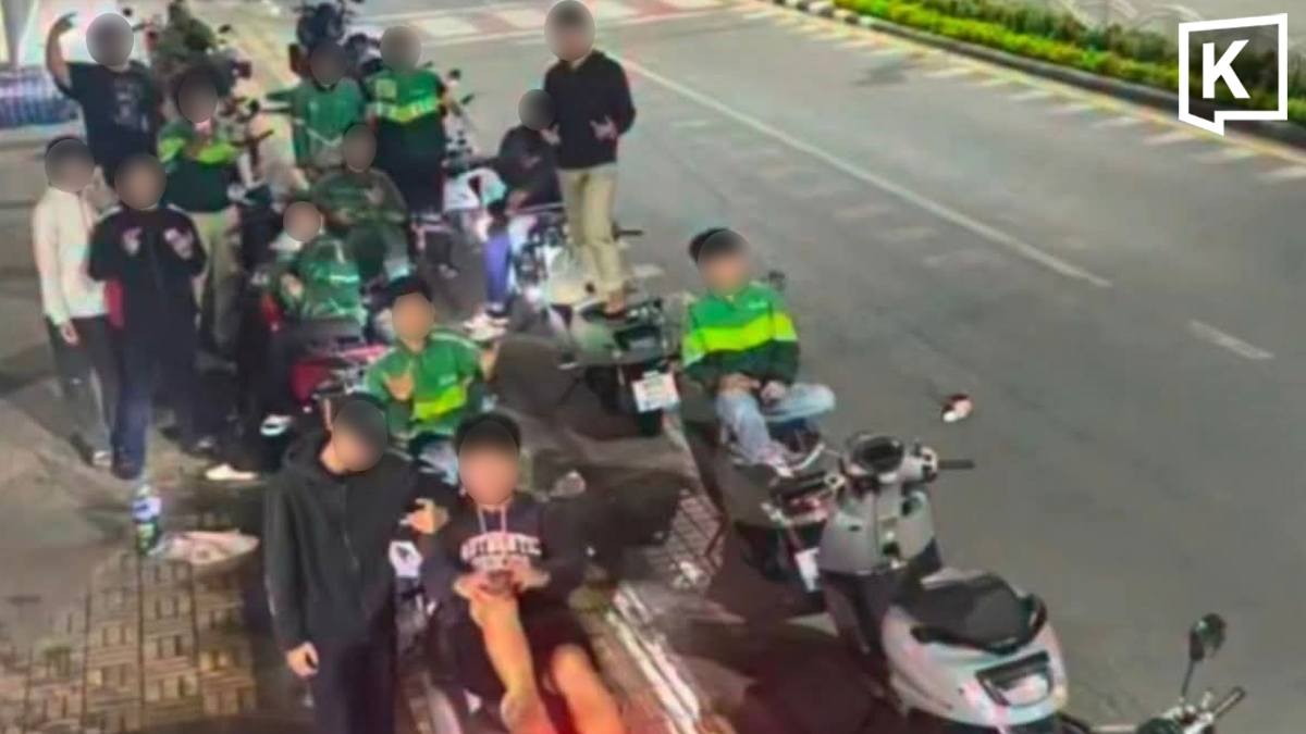 Chiang Mai Riders Draw Fire for Pavement Parking