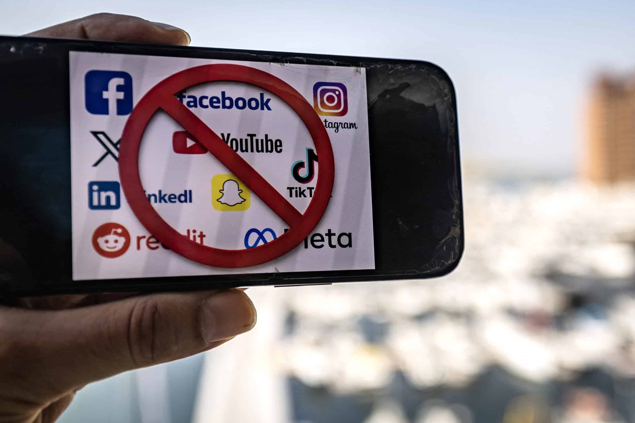 PNP Considers Social Media Ban for Minors
