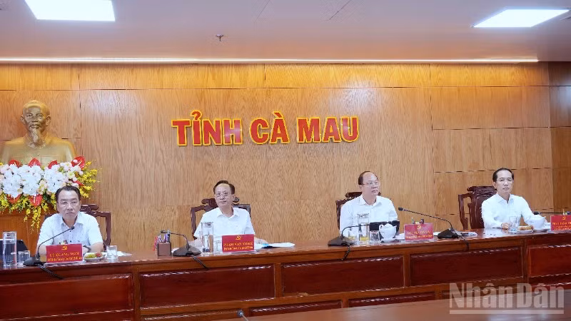 Ca Mau Province Focuses on Unblocking Challenges for Double-Digit Growth