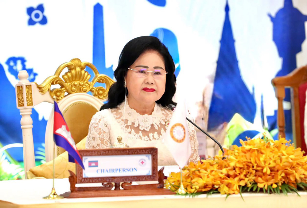 Bun Rany Hun Sen Donates $100,000 to Nepal Flood Relief Efforts
