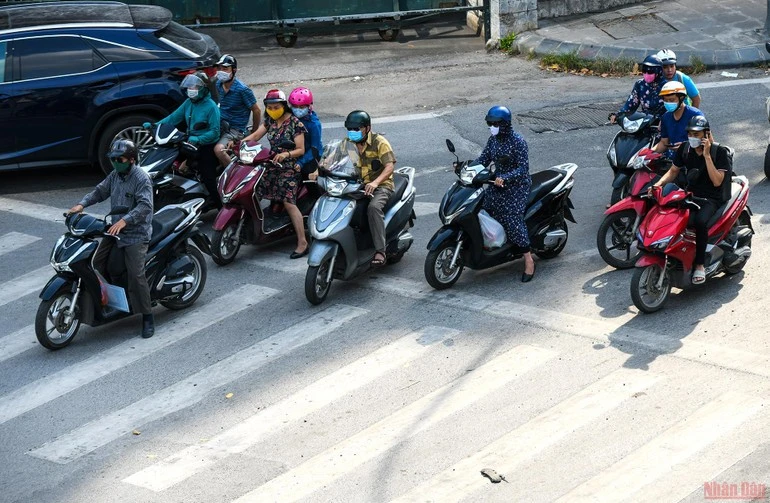 Vietnam Weather Forecast for May 11: Cool and Rainy in the North, Intense Heat in the South