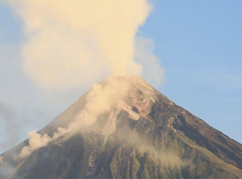 Mayon Volcano Erupts Lava Again, Explosive Eruption Possible