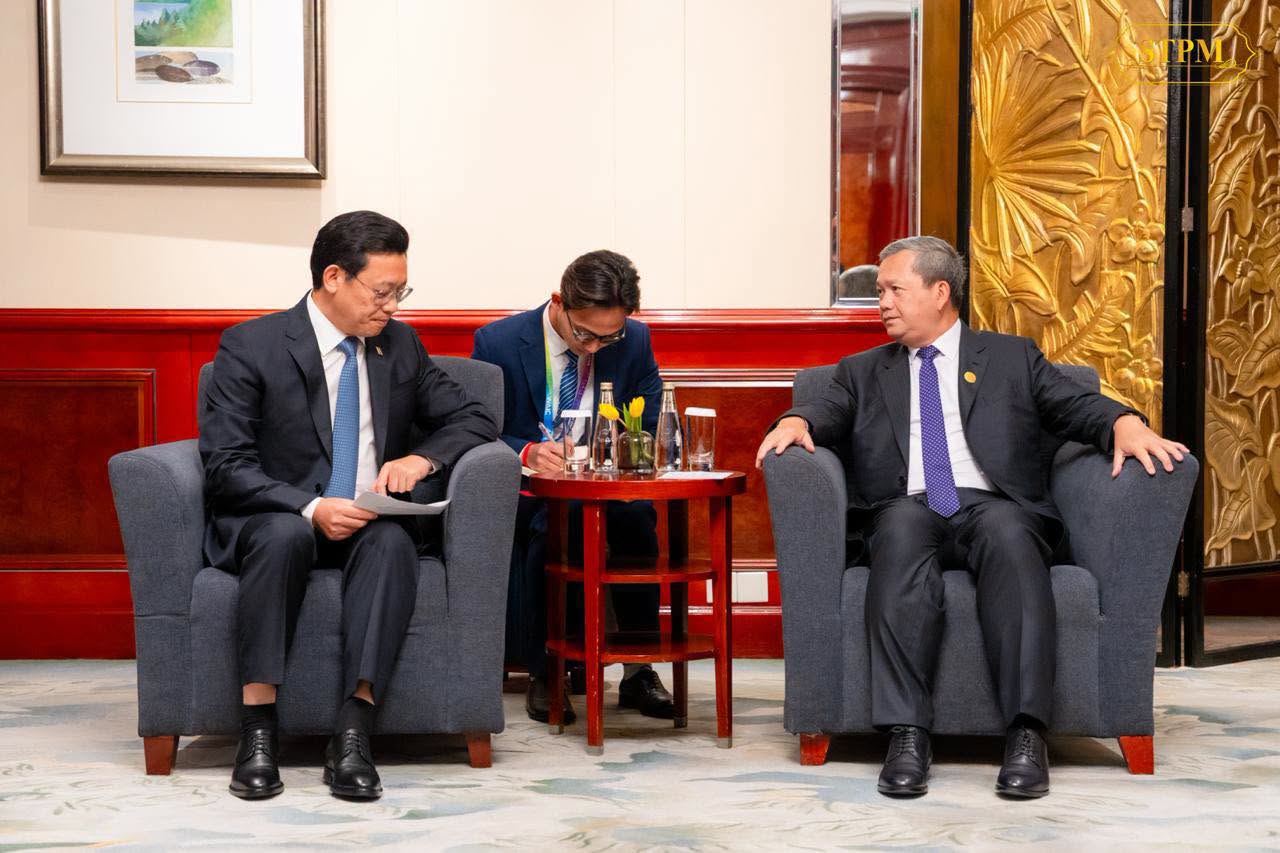 Cambodian PM Meets with Top Executive of Major Chinese Real Estate Management Firm