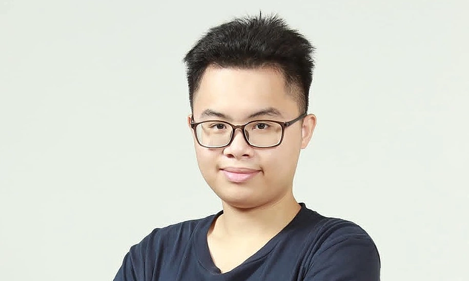 Vietnamese Math Olympiad Silver Medalist Secures PhD Scholarship at Asia's Top University
