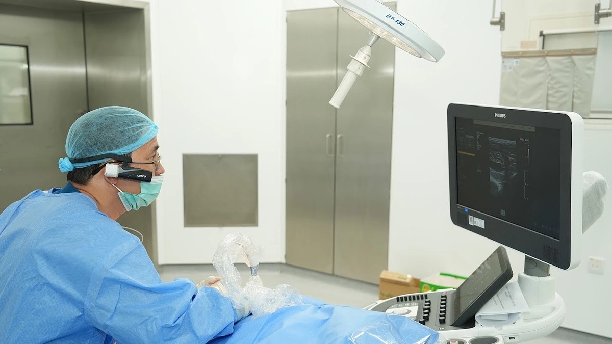 Bach Mai Hospital's Ninh Binh Branch Full After Two Weeks of Operation