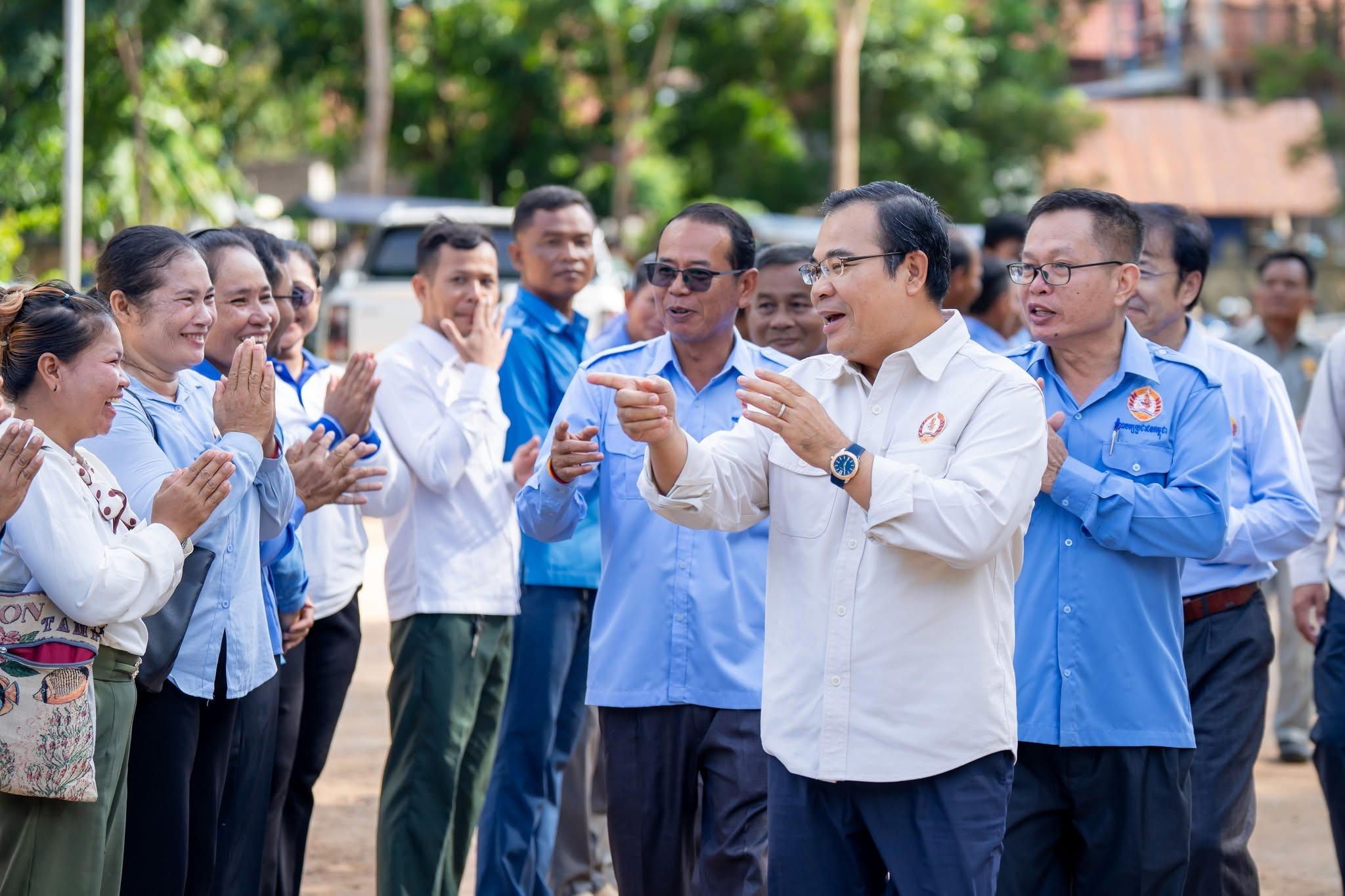 Cambodian People's Party Inspects Local Party Work, Emphasizes Local Development and Unity for Future Elections