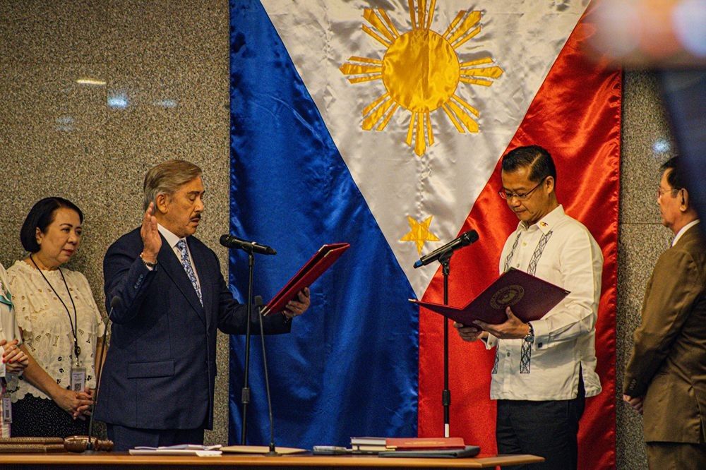 Gatchalian Elected Senate President as Villanueva Joins Majority Bloc