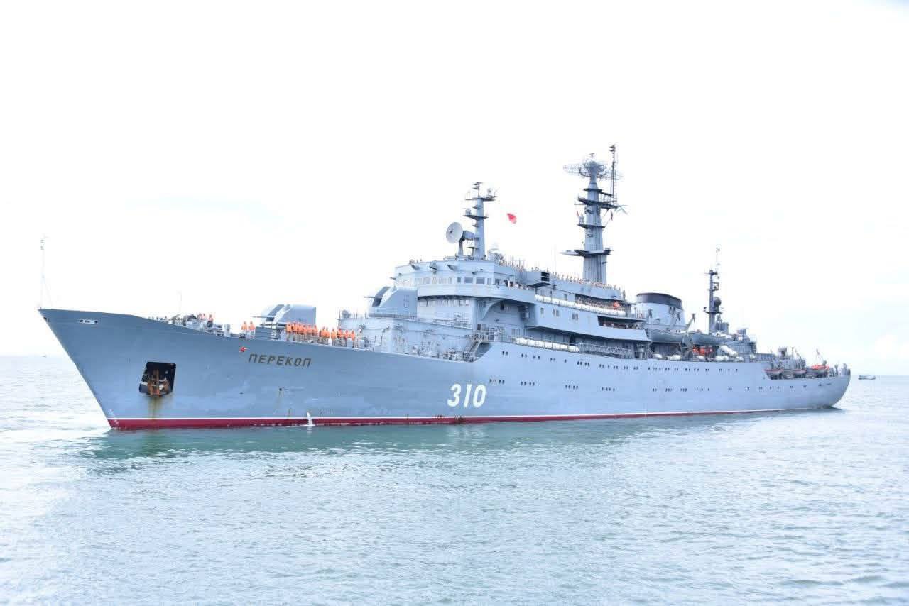 Russian Navy Ship Departs Cambodia After Two-Day Visit