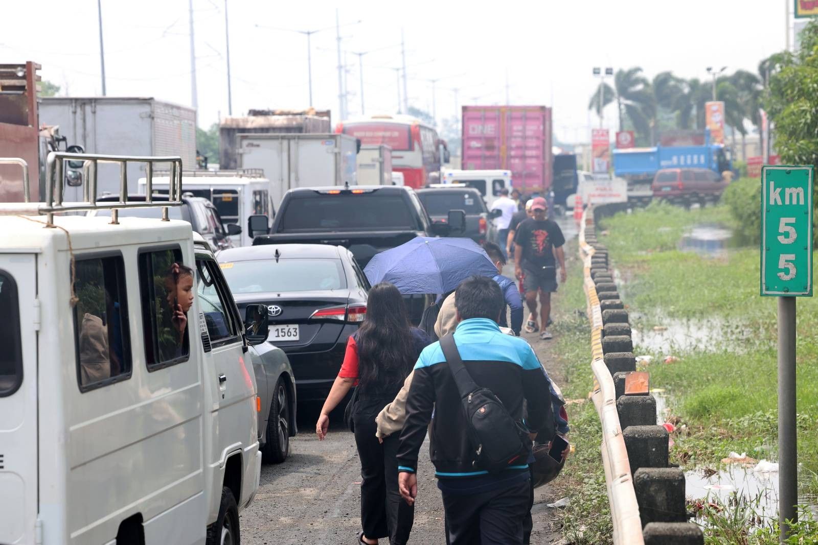 NLEX、豪雨時の交通情報提供を義務付け - 迅速な対応と代替ルート確保へ