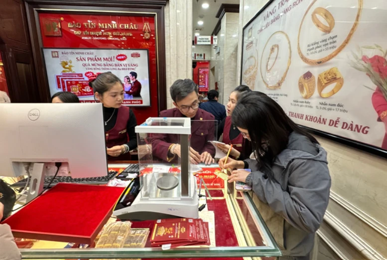 Vietnam domestic gold prices remain stable, trading around 167.5 million VND per tael